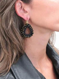 Carina Zwarte Oorbellen Urchin Drop M