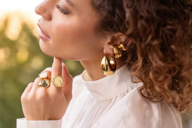 Classic Ring Vintage Coin