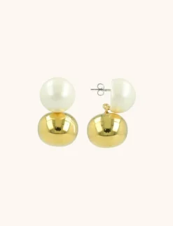 Goudkleurige Parel Oorbellen Rond Bold