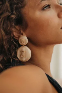 Larissa Sand Logo Oorbellen
