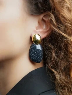Zwarte Glitter Oorbellen Little Sara Asymetrisch Ovaal S